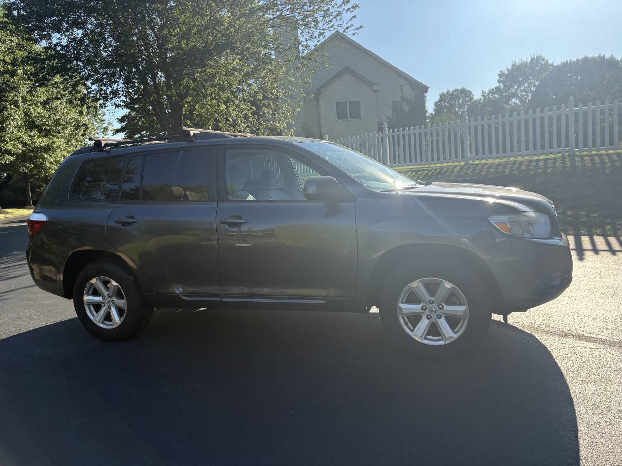 Used 2010 Toyota Highlander 4WD image 4