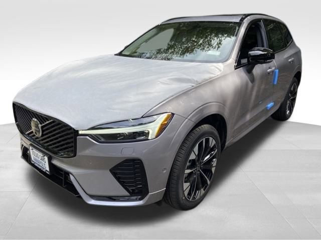 New 2026 Volvo XC60 B5 Plus w/ Climate Package image 3