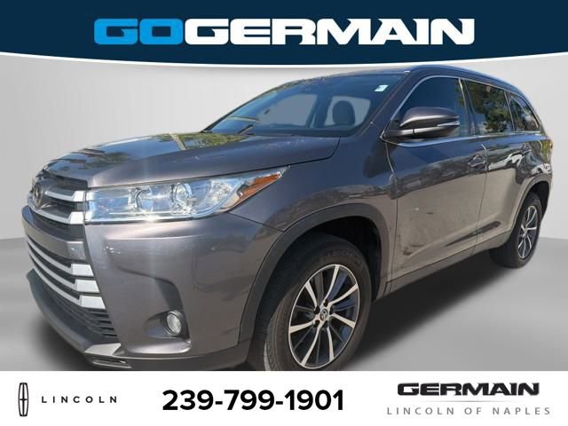 Used 2019 Toyota Highlander XLE image 1