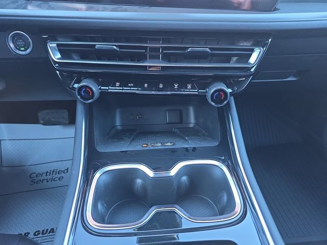 New 2026 Chevrolet Traverse LT w/ Enhanced Driving Package image 15