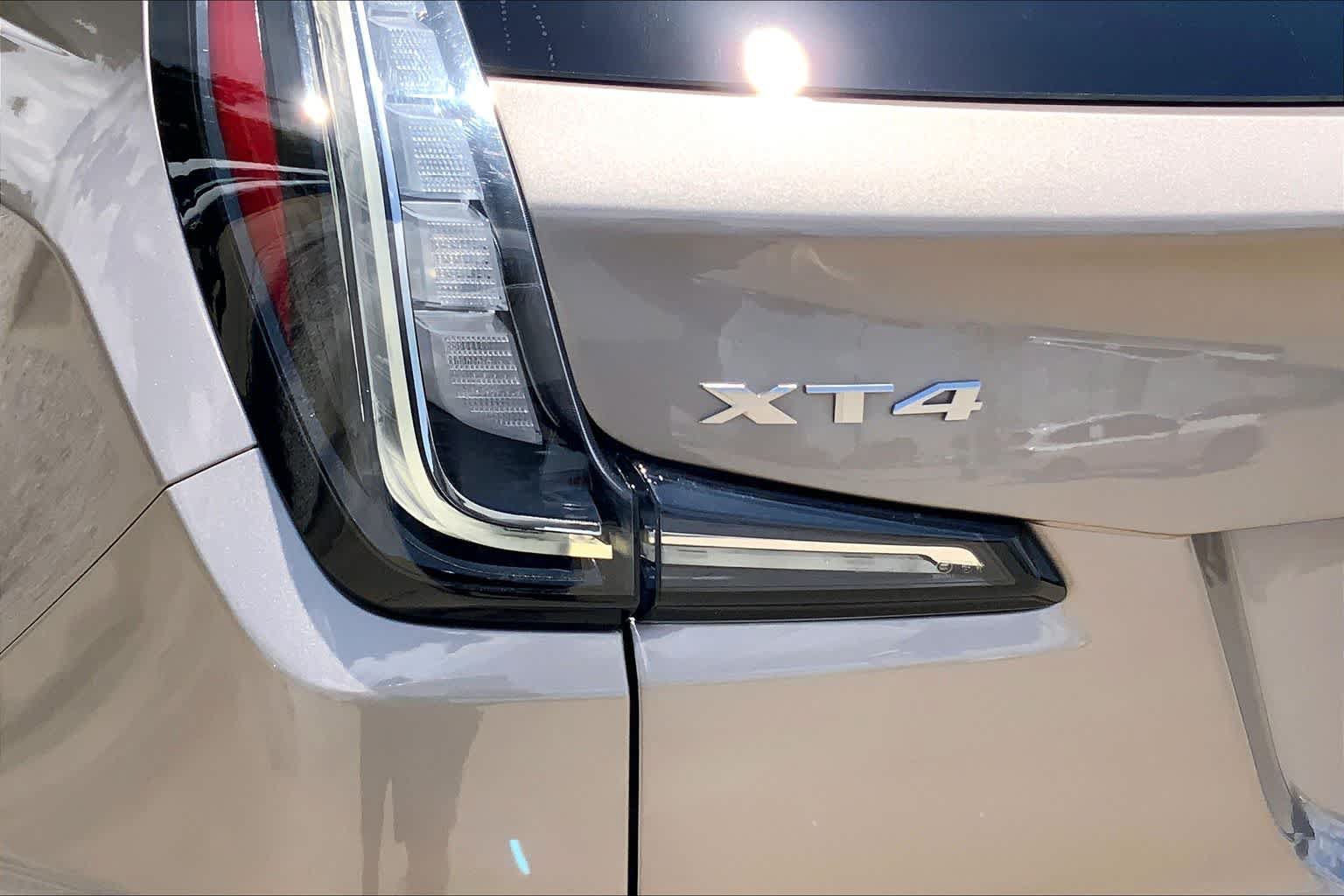 Used 2024 Cadillac XT4 Sport w/ Cold Weather Package FWD image 28