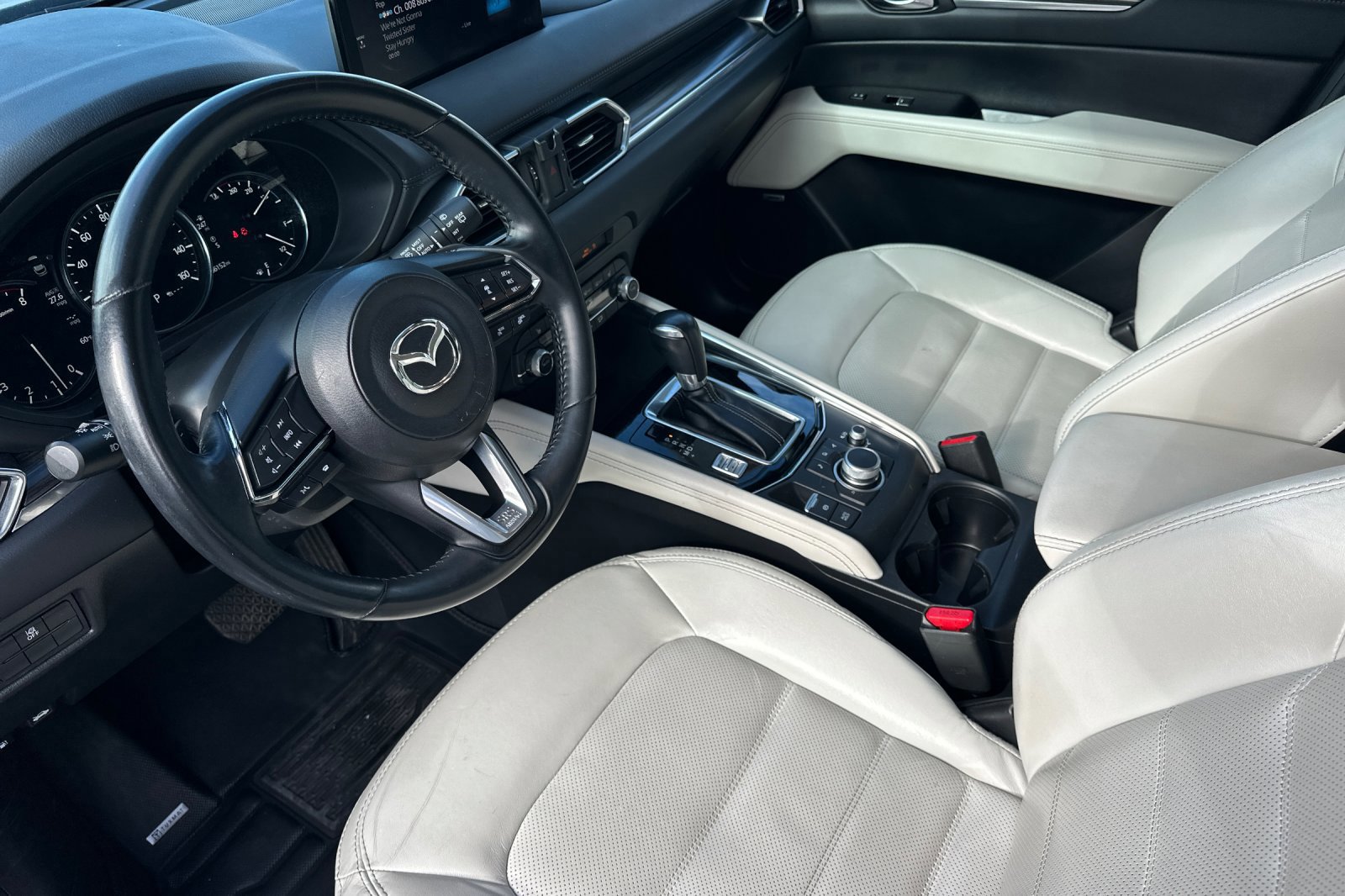 Used 2022 MAZDA CX-5 AWD 2.5 S w/ Premium Package image 9