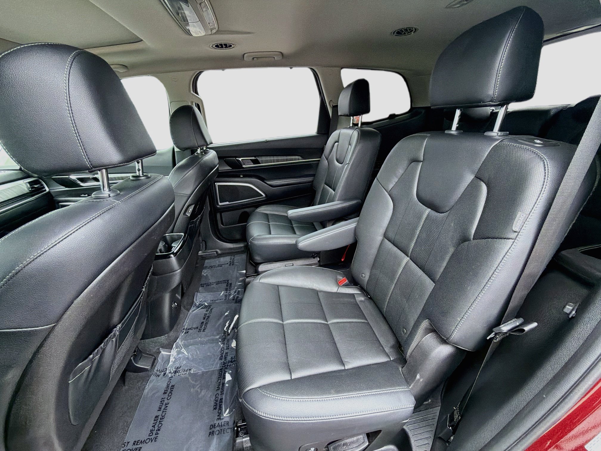 Used 2024 Kia Telluride EX w/ EX Captain's Chair Package FWD image 23