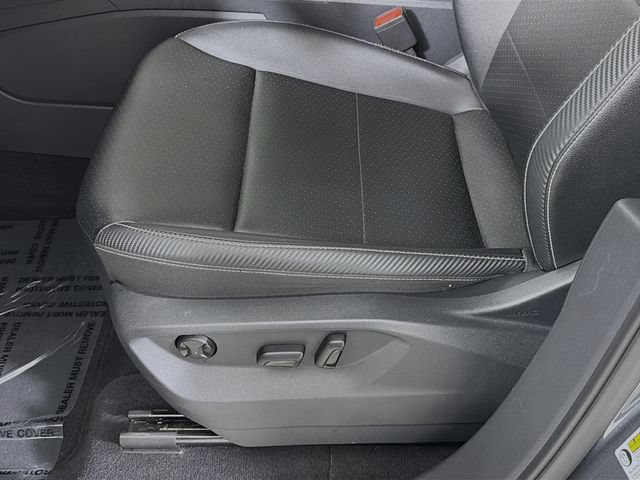 Used 2023 Volkswagen Atlas Cross Sport SE FWD image 19