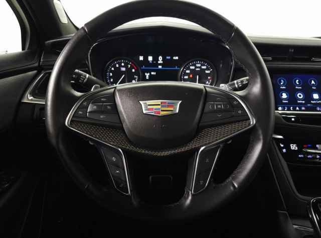 Certified 2022 Cadillac XT5 Sportv w/ Technology Package image 25