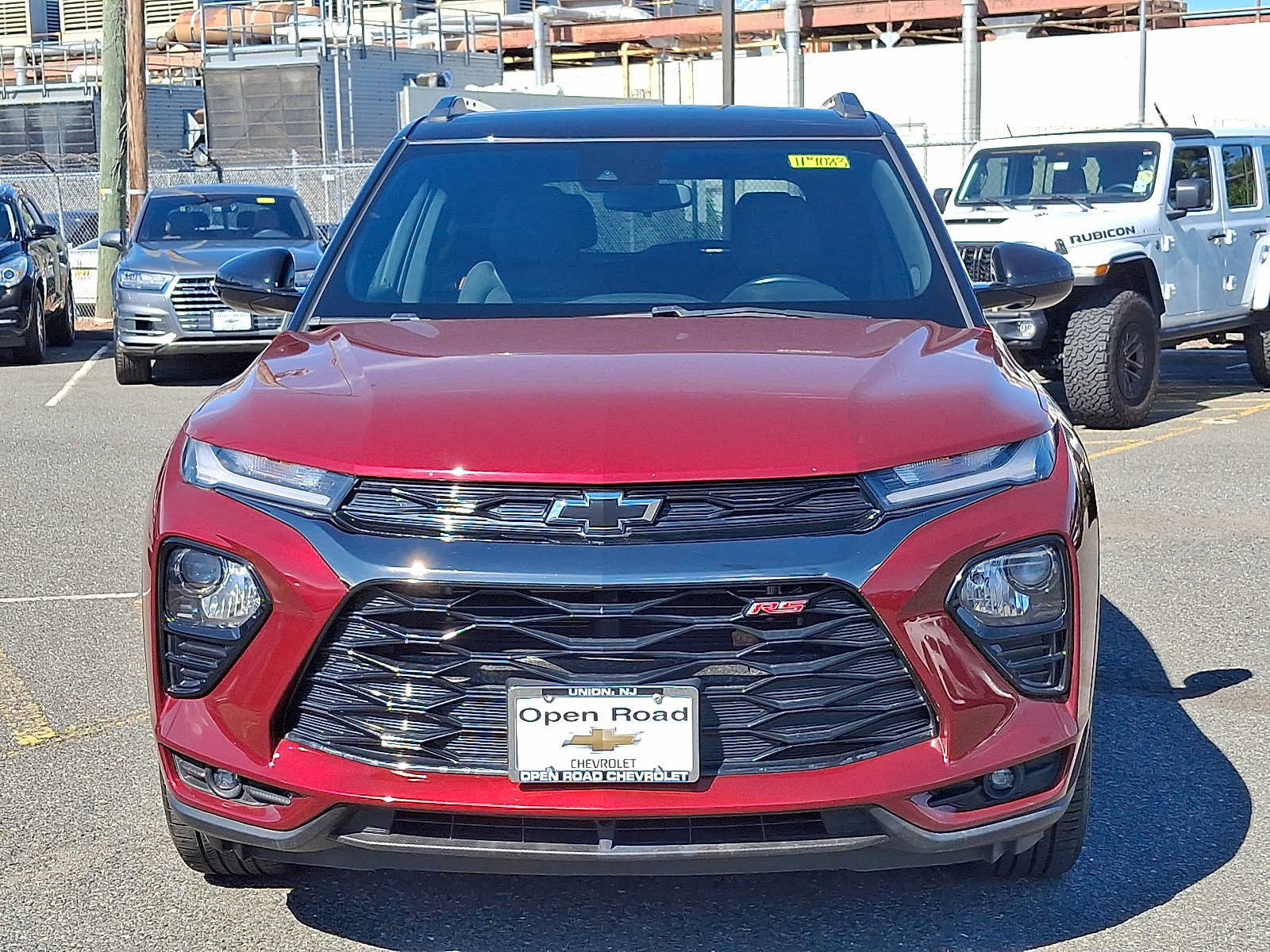 Used 2023 Chevrolet TrailBlazer RS FWD image 2
