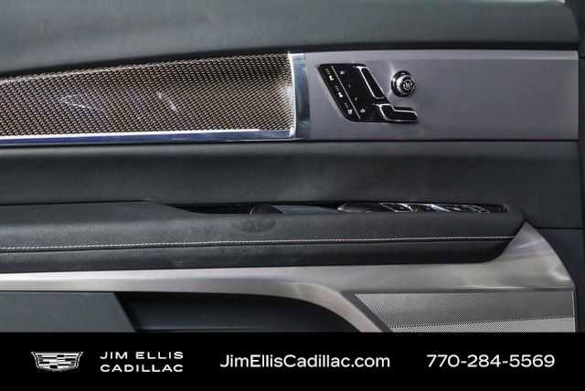 Used 2026 Cadillac Vistiq Sport image 7