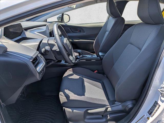 Used 2024 Toyota Prius LE FWD image 15