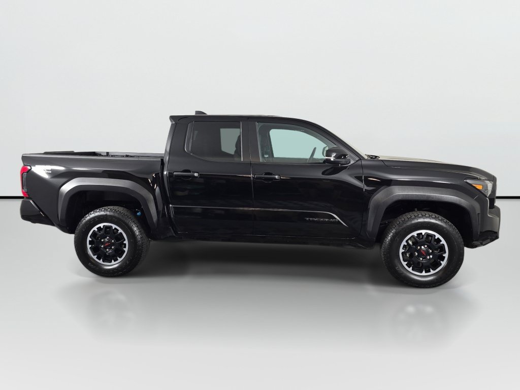 Used 2024 Toyota Tacoma TRD Off-Road w/ TRD Off Road Upgrade Package AWD/4WD image 6