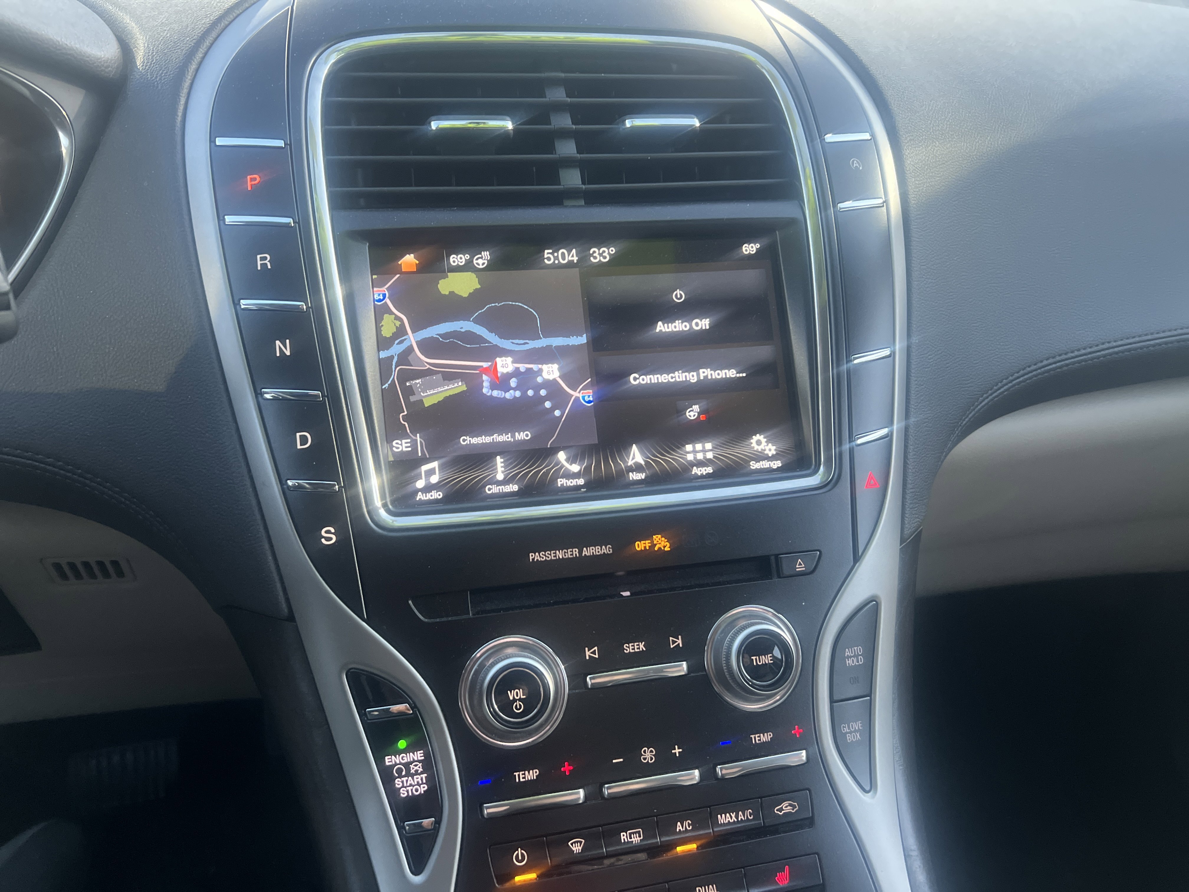 Used 2019 Lincoln Nautilus Select image 11