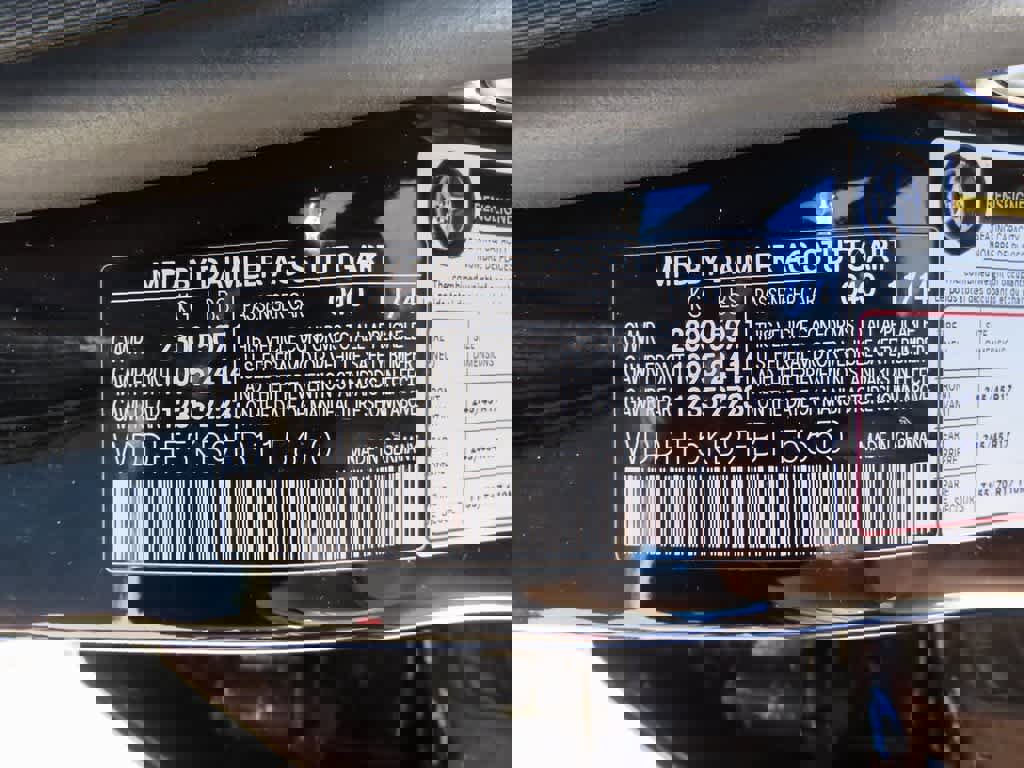 Used 2015 Mercedes-Benz E 350 Sedan image 29