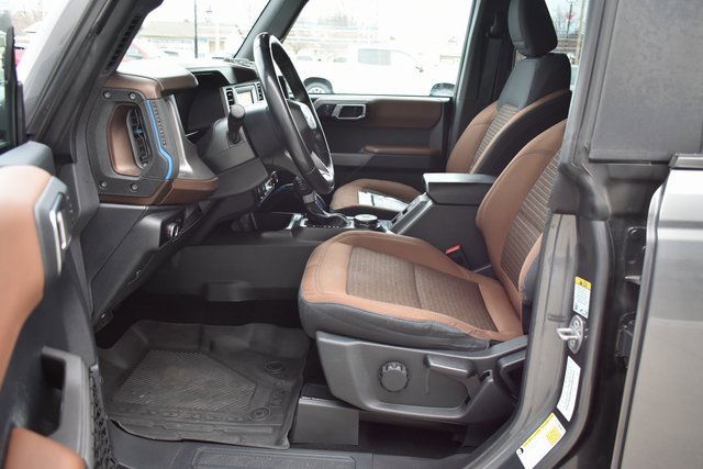 Used 2023 Ford Bronco Outer Banks w/ Sasquatch Package image 13