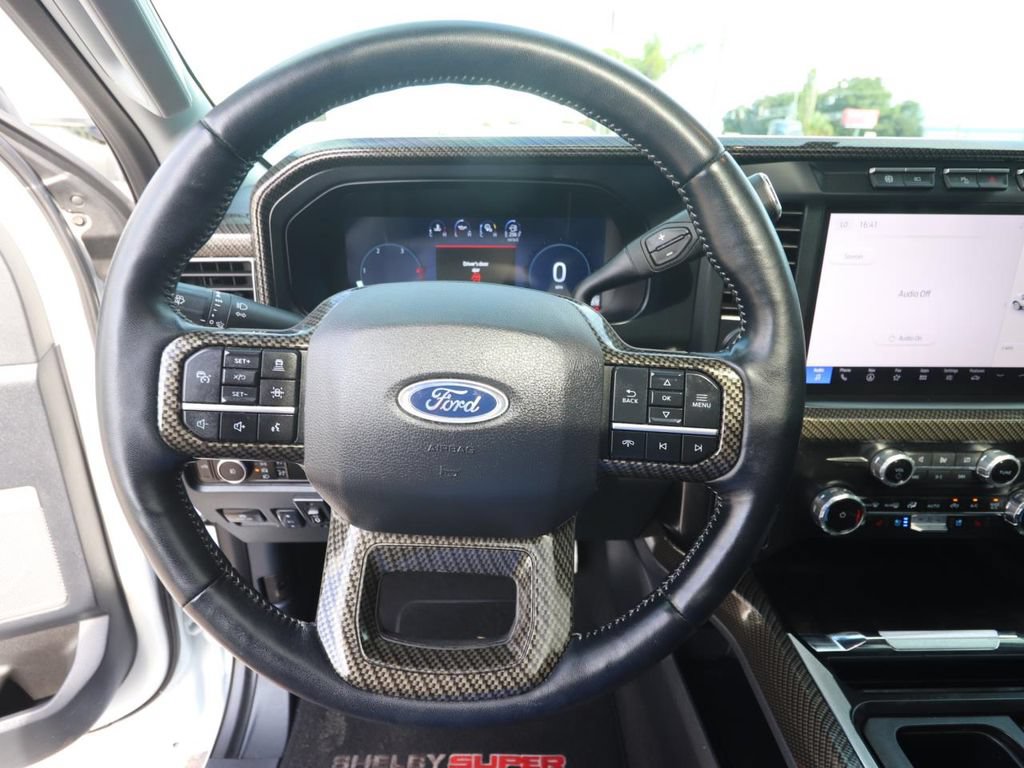 Used 2024 Ford F250 Lariat w/ Lariat Ultimate Package AWD/4WD image 19