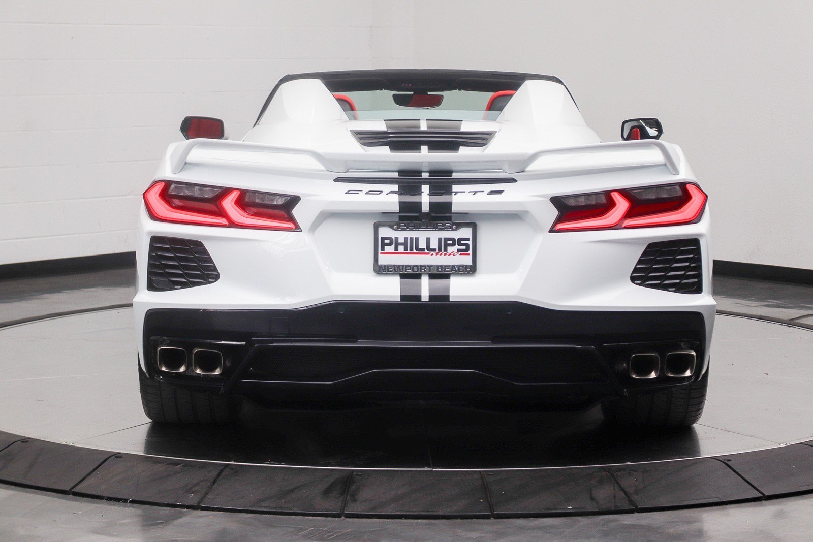 Used 2021 Chevrolet Corvette Stingray Convertible w/ 1LT RWD image 12