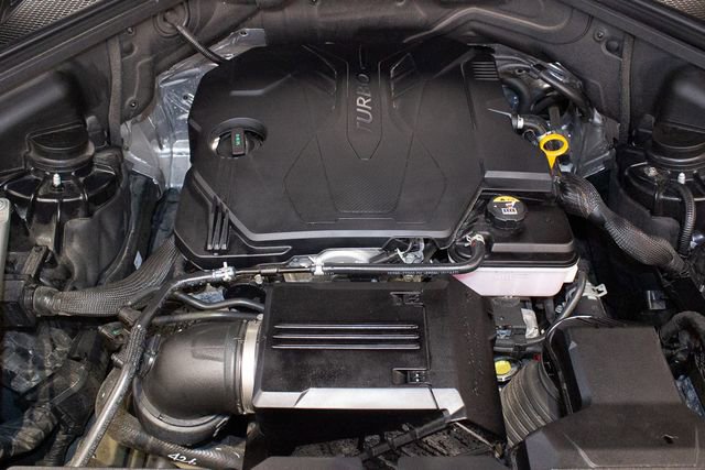 Used 2025 Genesis GV80 2.5T Standard image 3