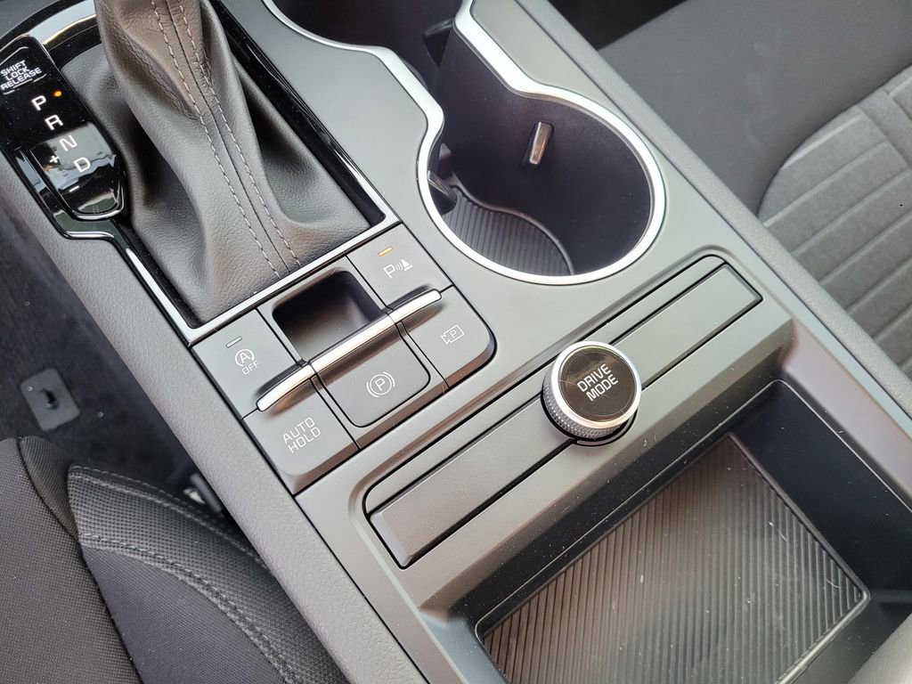 Used 2026 Kia K5 LXS image 16