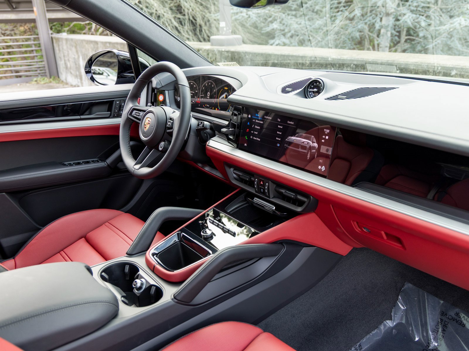 New 2026 Porsche Cayenne S image 54