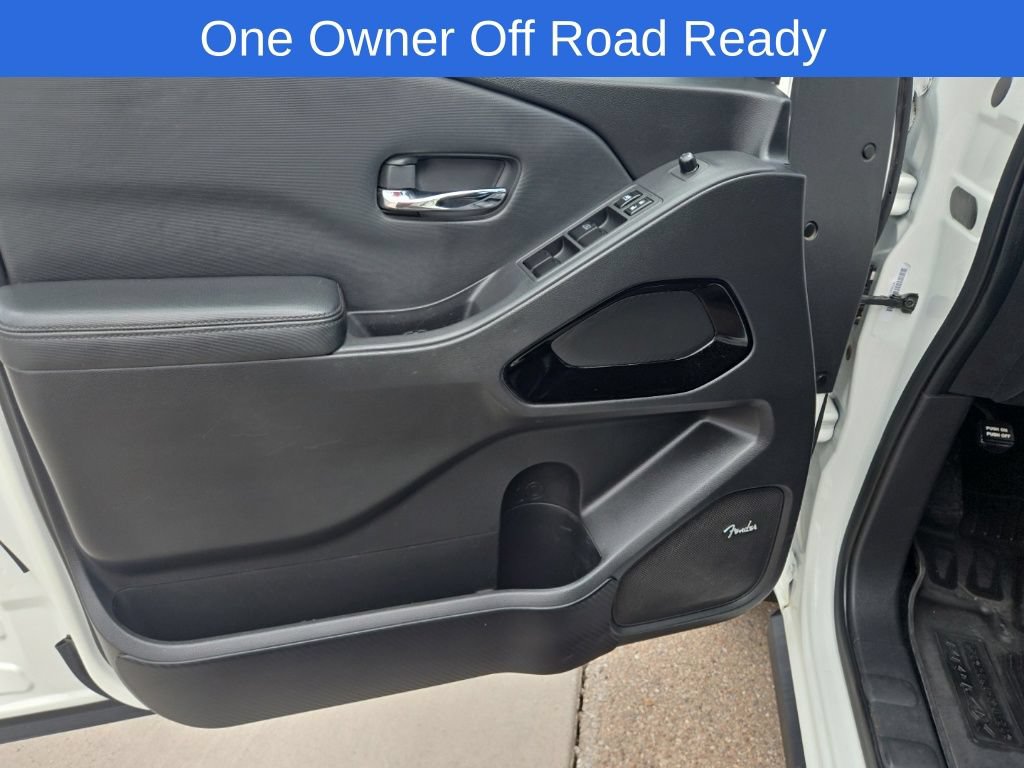 Used 2022 Nissan Frontier PRO-4X w/ Pro-4X Premium Package AWD/4WD image 19