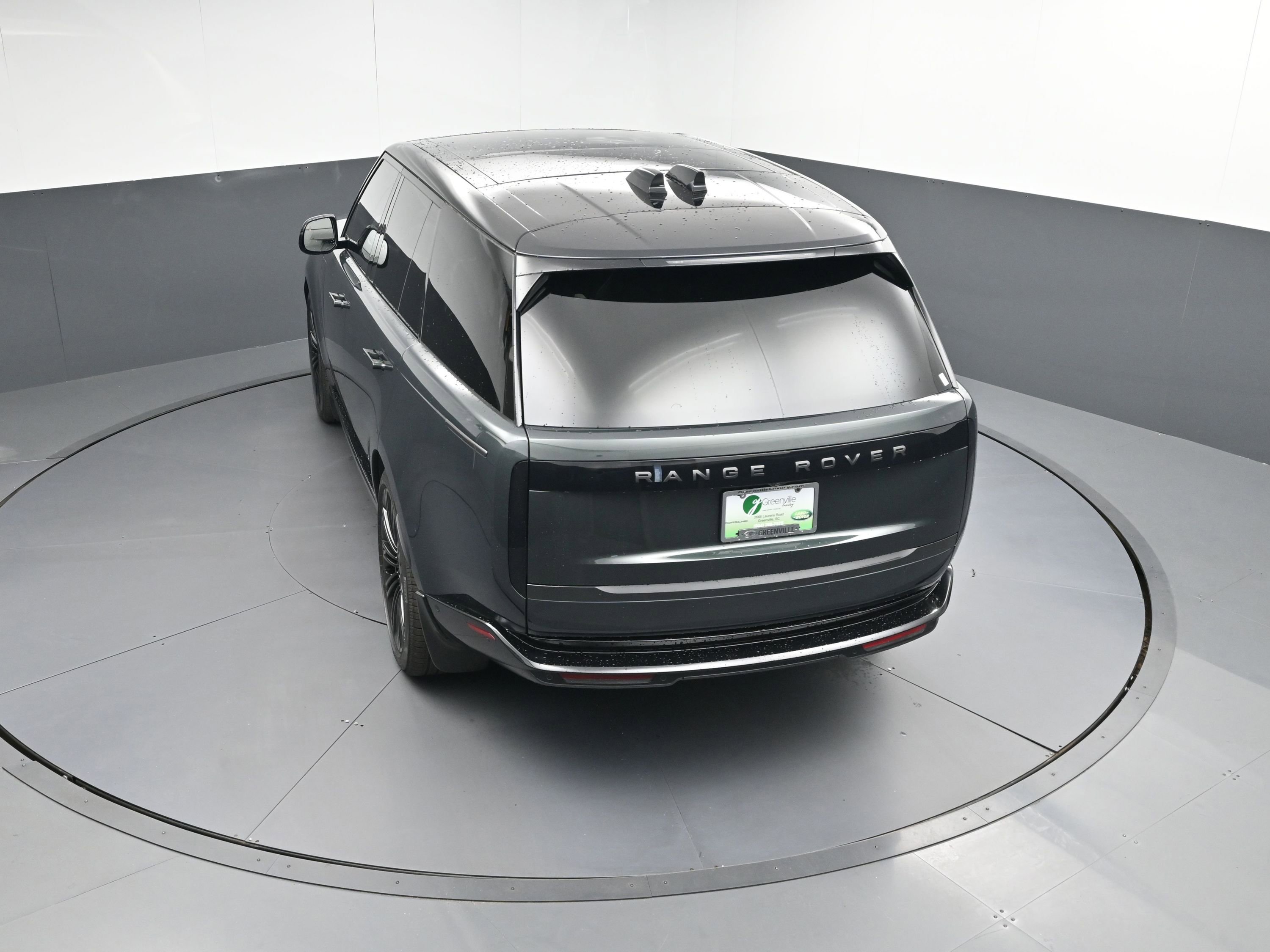 New 2025 Land Rover Range Rover SE image 32