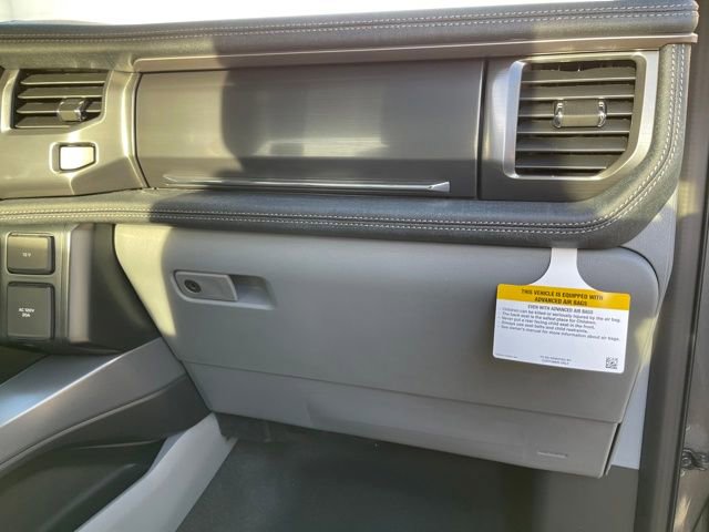 New 2025 Ford F150 Lightning Flash AWD/4WD image 33