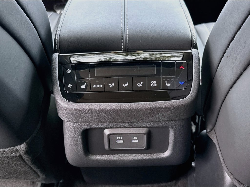 New 2027 INFINITI QX60 Luxe w/ Cargo Package FWD image 27