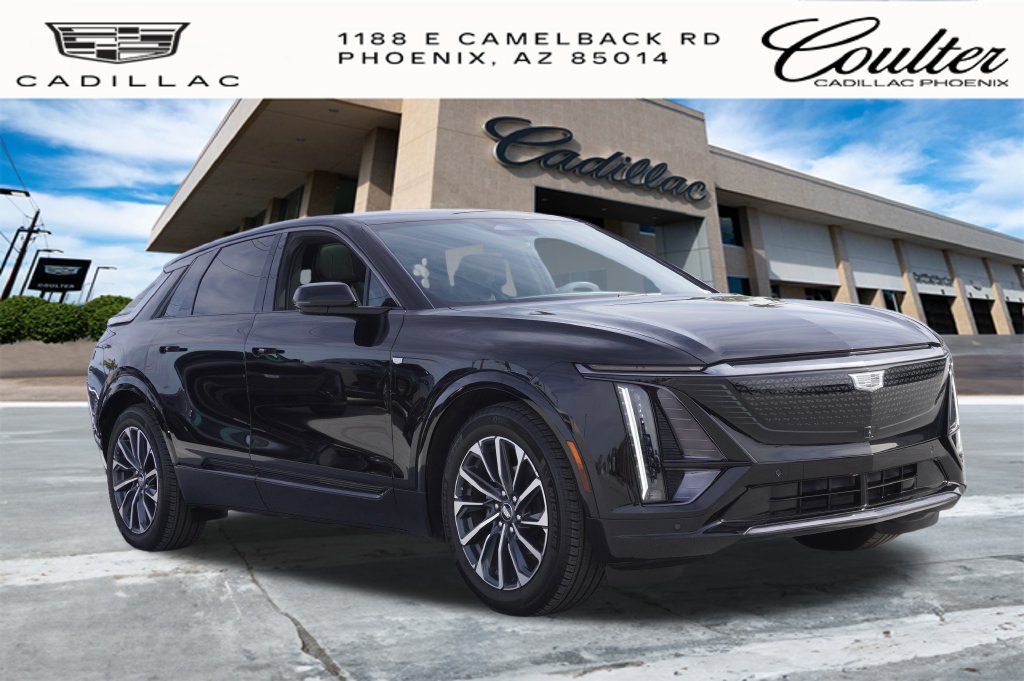 Used 2024 Cadillac Lyriq Sport RWD image 4