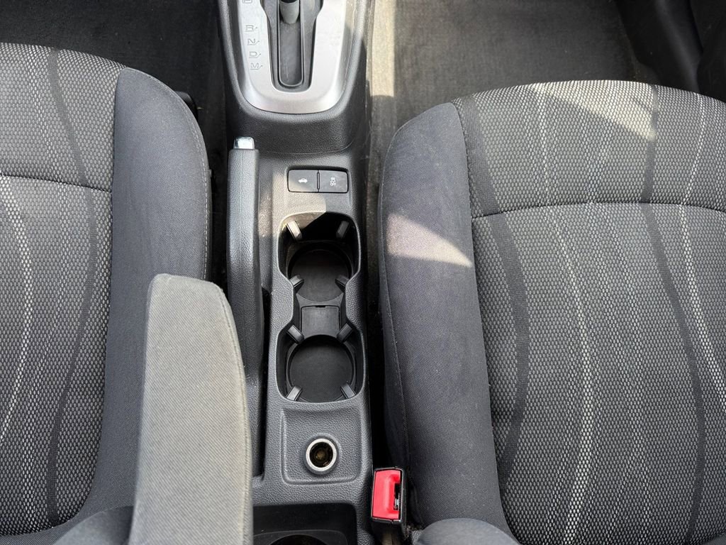 Used 2017 Chevrolet Sonic LT FWD image 15