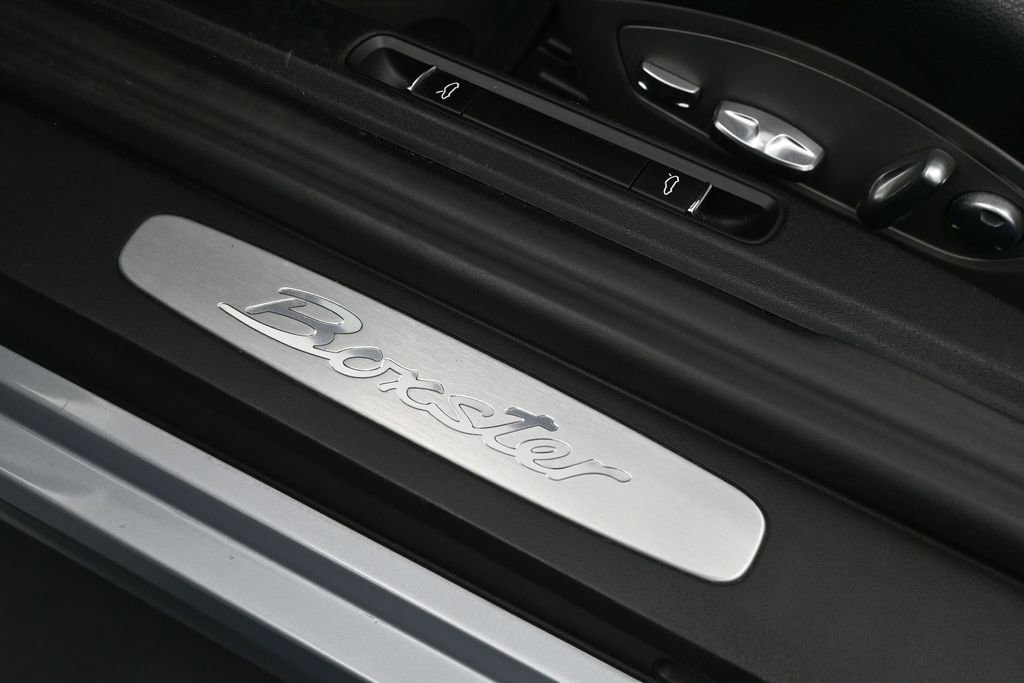 Certified 2016 Porsche Boxster RWD image 24