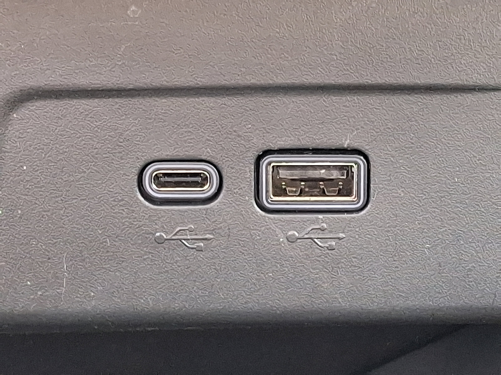 Used 2024 Chevrolet Trax LS image 24