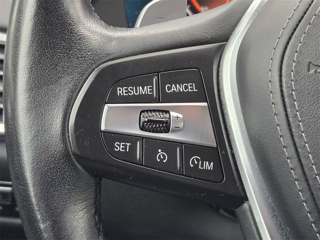 Used 2022 BMW X5 xDrive40i w/ Parking Assistance Package image 19