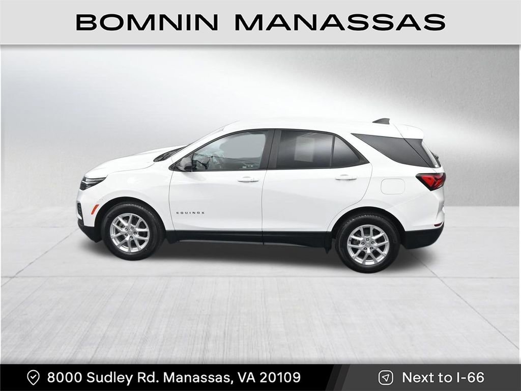 Used 2022 Chevrolet Equinox LS w/ LS Convenience Package image 23