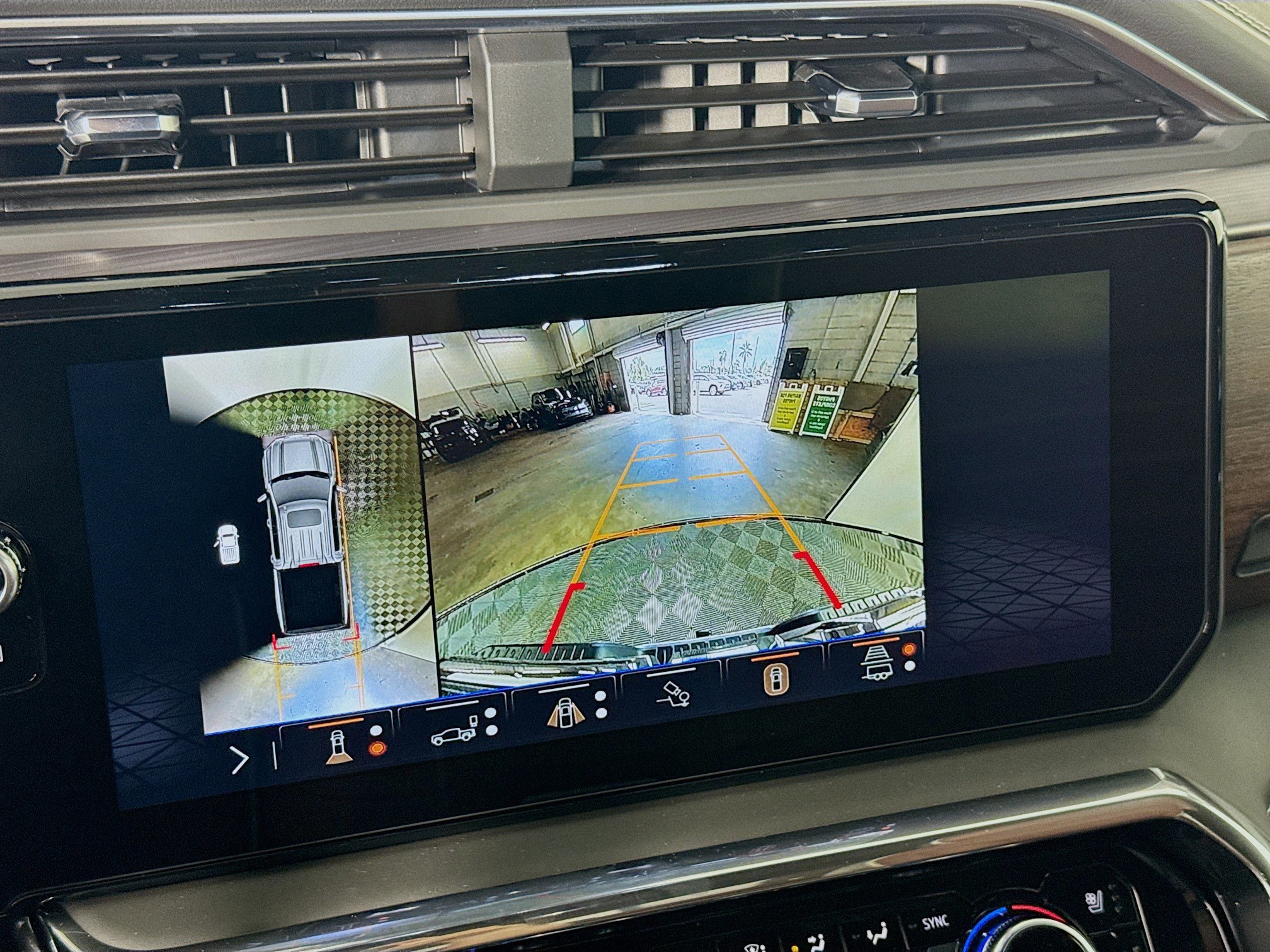 New 2026 GMC Sierra 1500 Denali Ultimate image 17