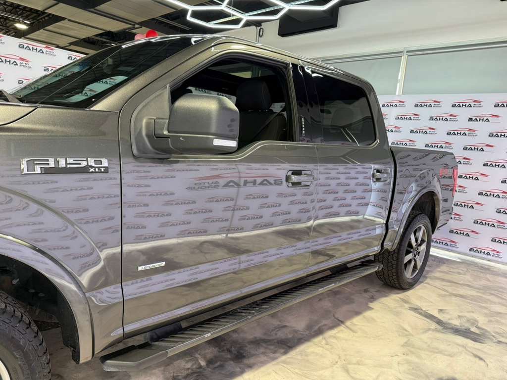 Used 2017 Ford F150 XLT w/ Equipment Group 302A Luxury image 6