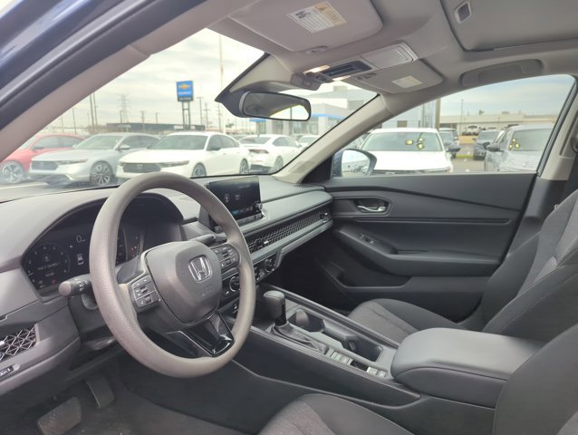 Used 2023 Honda Accord EX image 9