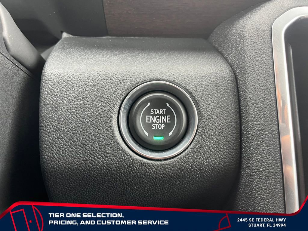 New 2026 GMC Acadia Denali Ultimate w/ LPO, Floor Liner Package AWD/4WD image 29