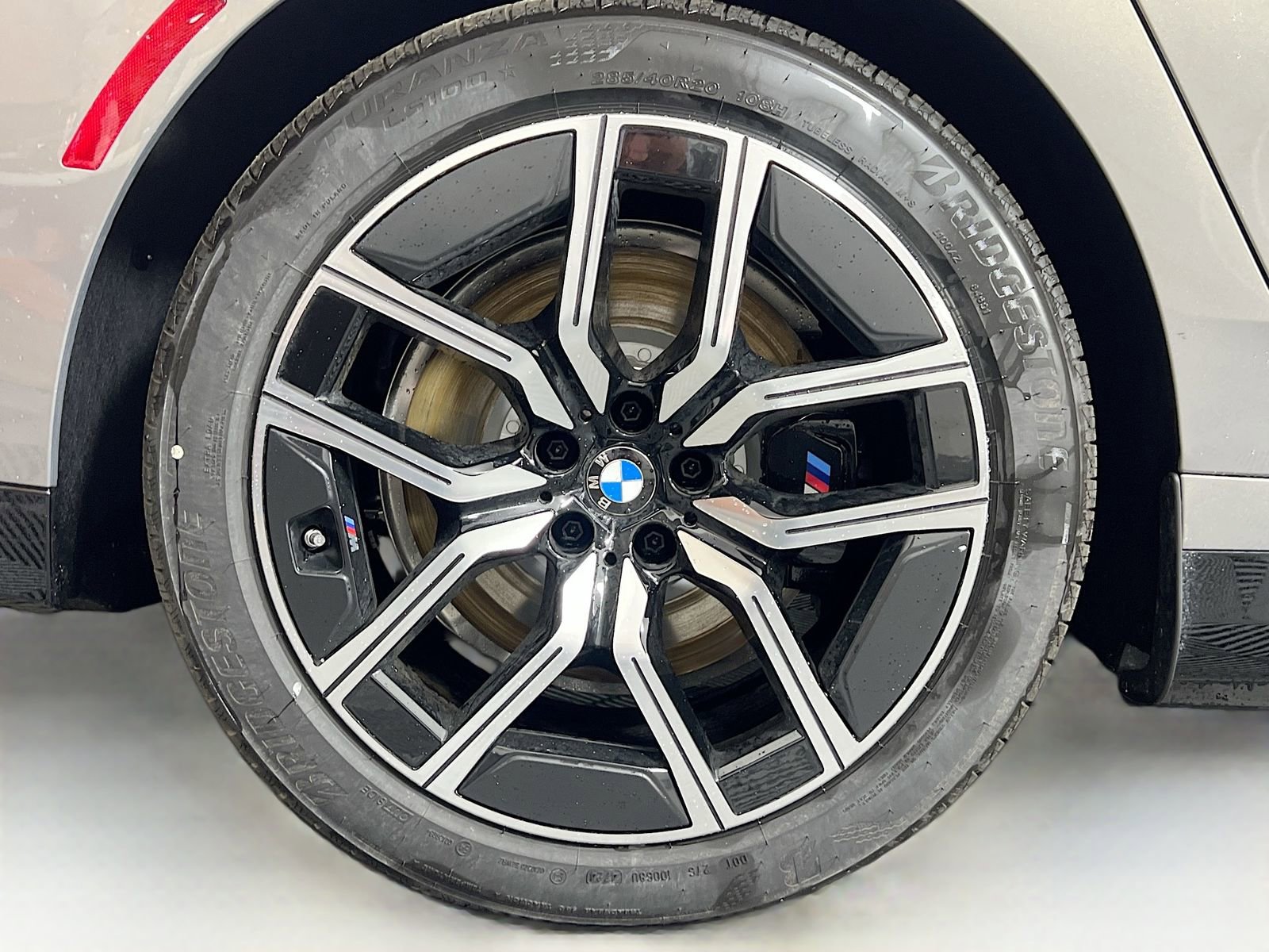 New 2025 BMW i7 xDrive60 AWD/4WD image 35