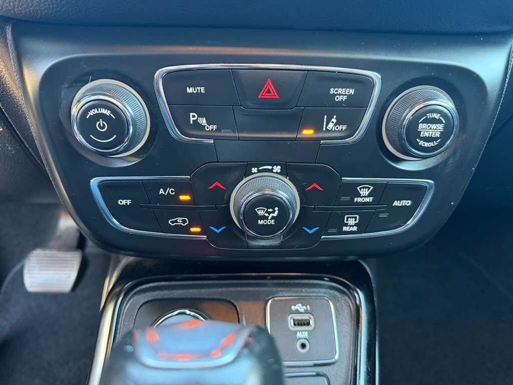 Used 2021 Jeep Compass Limited image 13