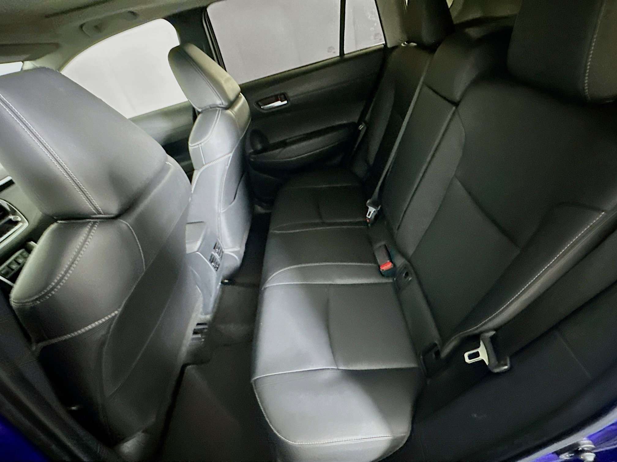 Used 2024 Toyota Corolla Cross XLE w/ Convenience Package image 27