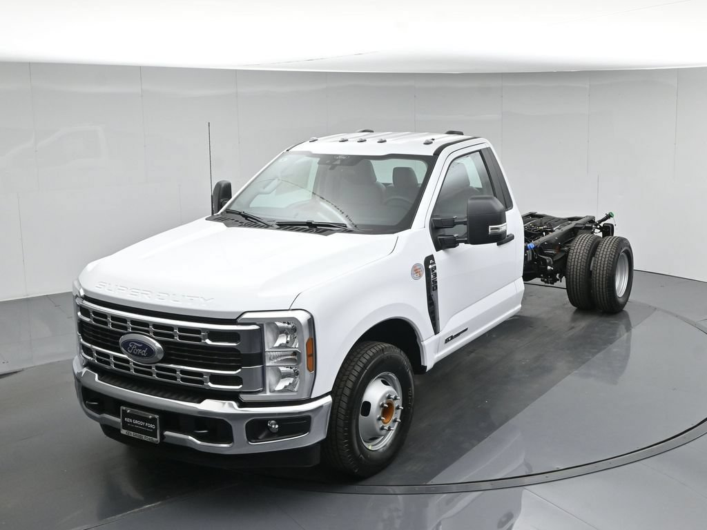 New 2026 Ford F350 XL w/ XL Chrome Package RWD image 30