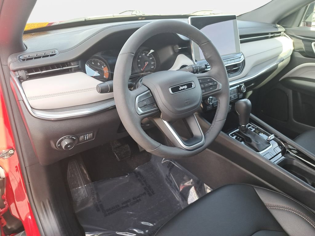 Certified 2024 Jeep Compass Limited AWD/4WD image 16