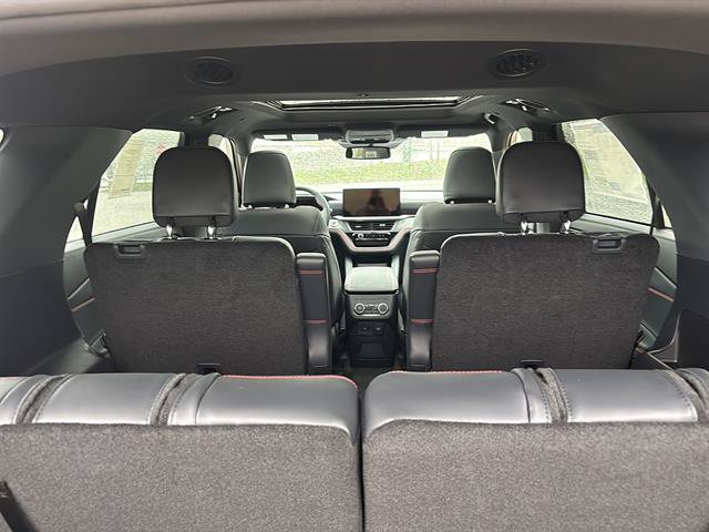 New 2027 Ford Explorer ST-Line w/ Premium Package AWD/4WD image 17