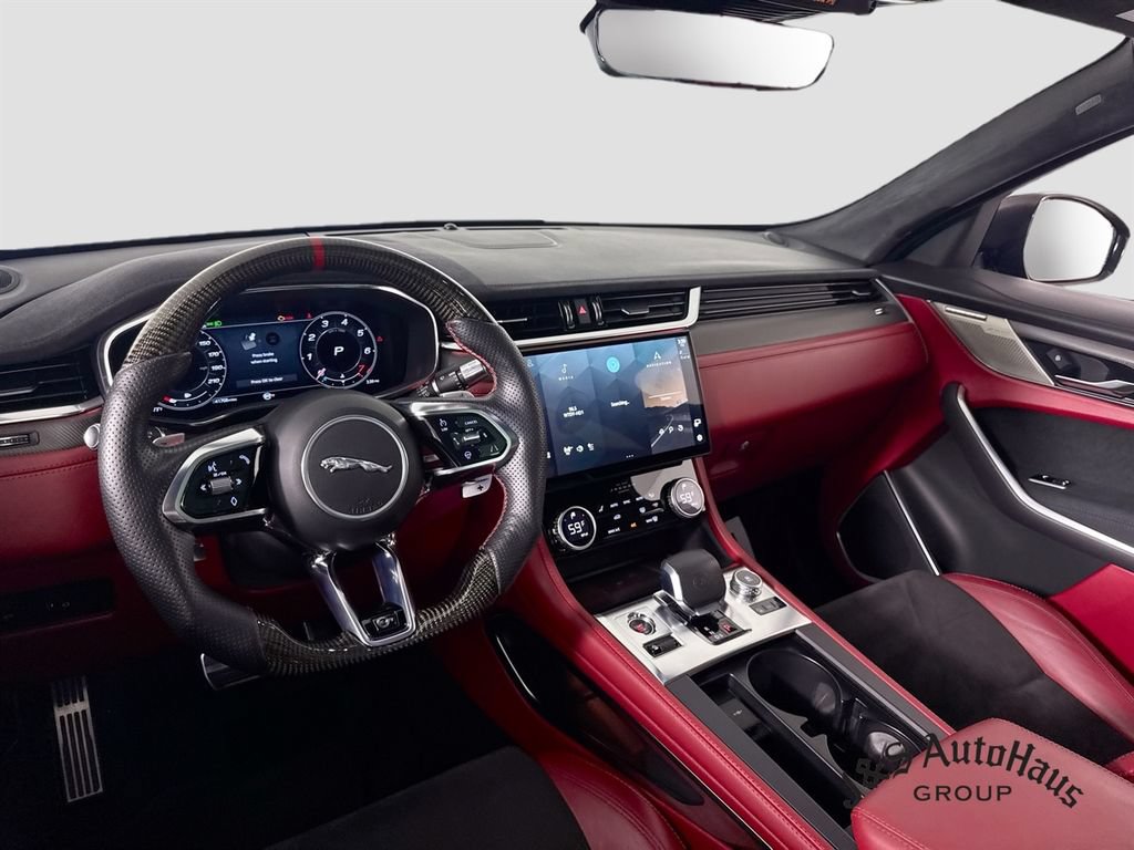 Used 2022 Jaguar F-PACE SVR AWD/4WD image 30