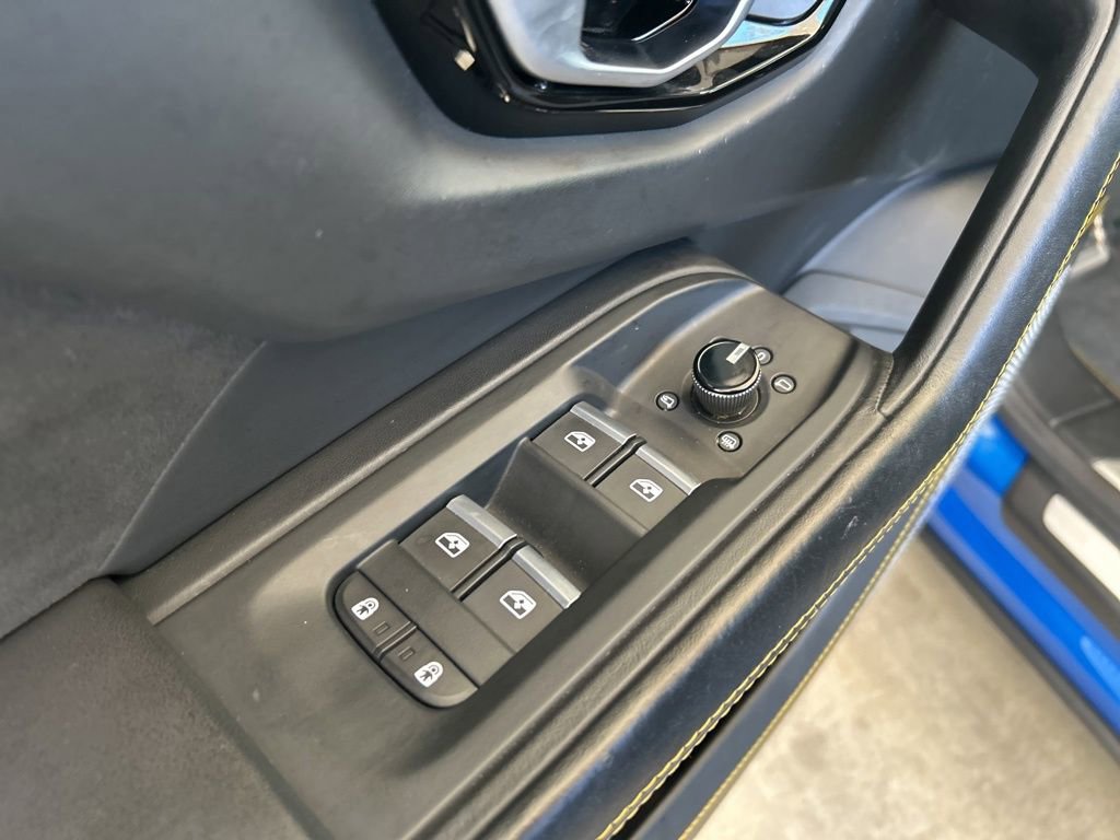 Used 2022 Lamborghini Urus image 48