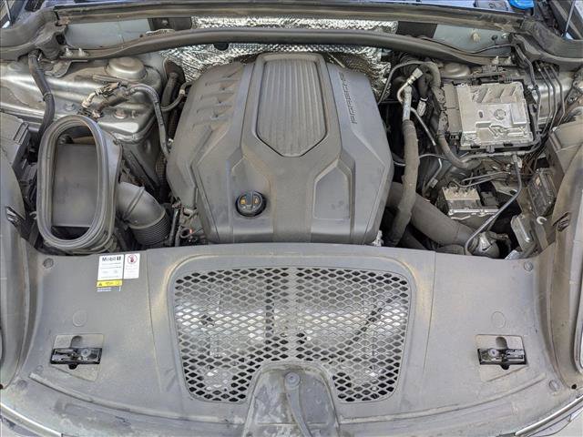 Used 2022 Porsche Macan image 23