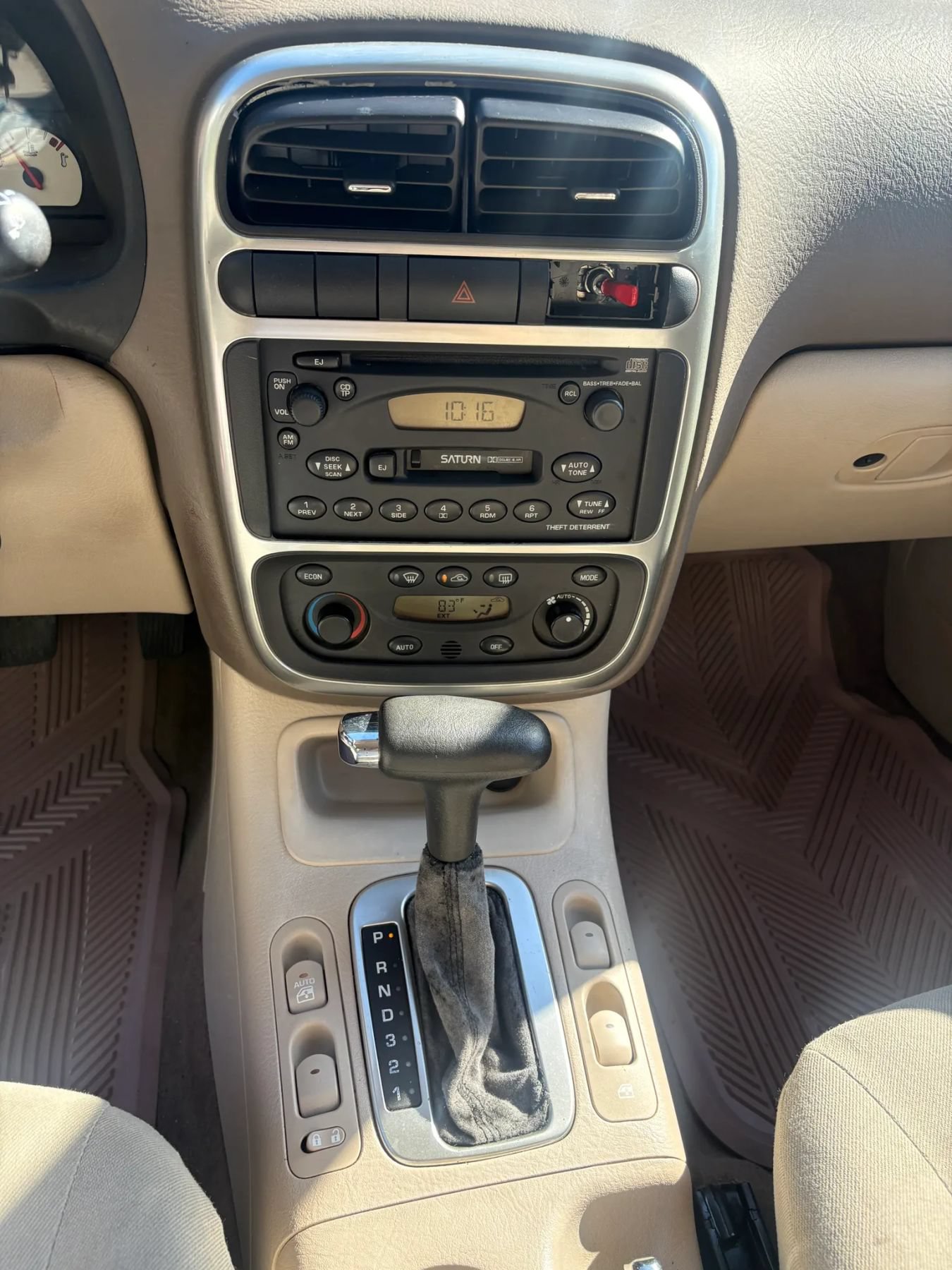 Used 2003 Saturn L-Series L200 w/ Audio Pkg I FWD image 19
