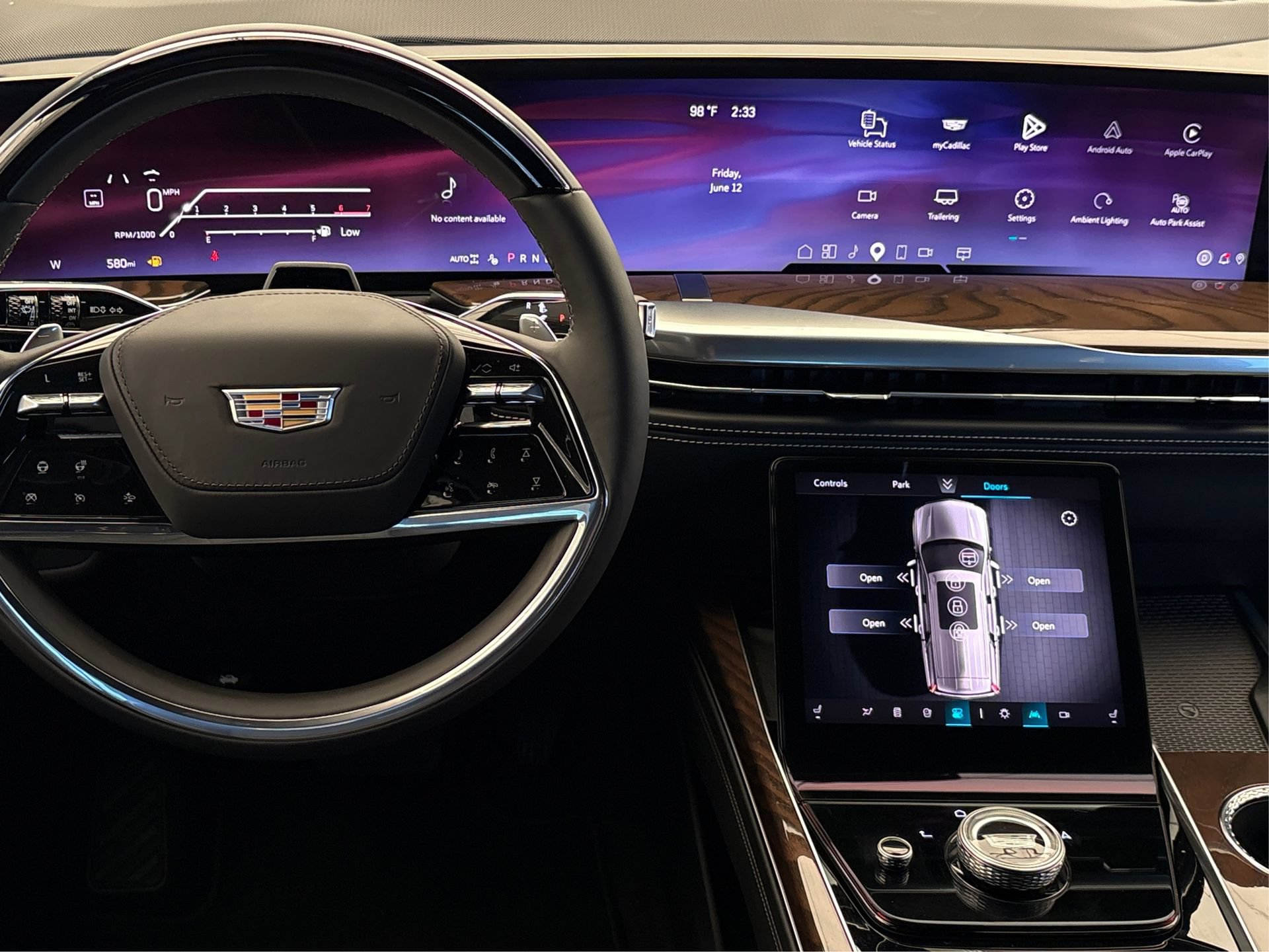 New 2026 Cadillac Escalade Platinum Sport AWD/4WD image 16