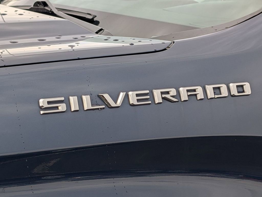 Used 2022 Chevrolet Silverado 1500 LT image 12