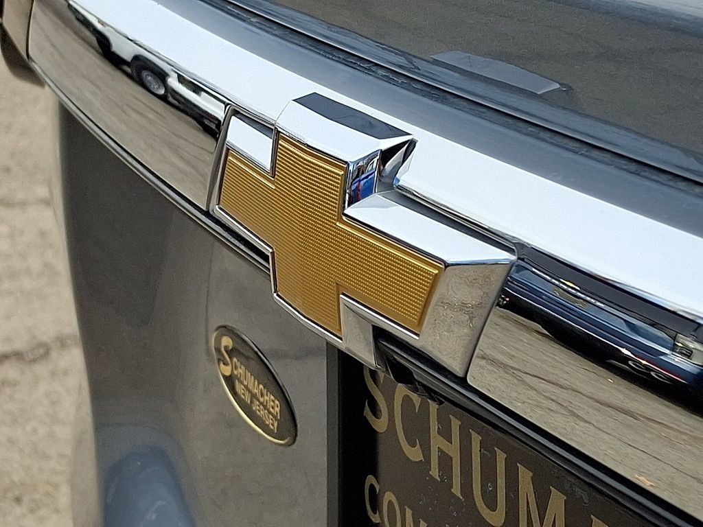 Used 2023 Chevrolet Traverse LT image 30