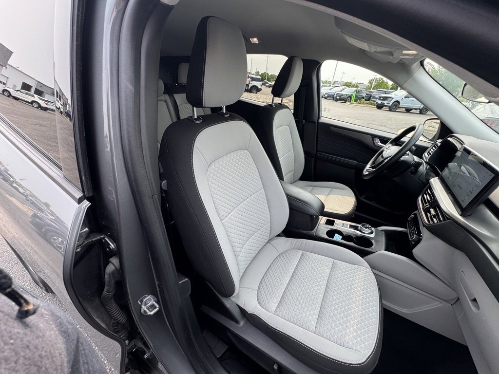 Used 2023 Ford Escape Active w/ Tech Pack #2 image 18