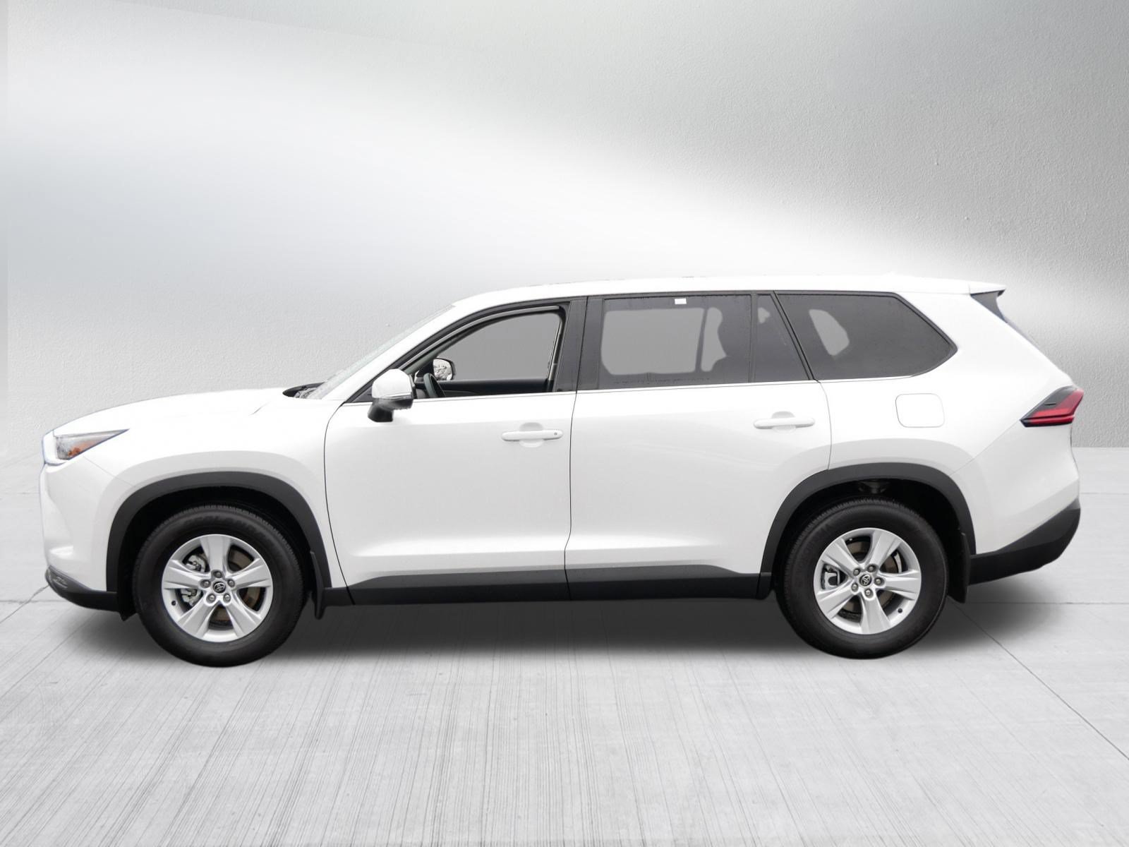 Certified 2026 Toyota Grand Highlander AWD Hybrid image 4